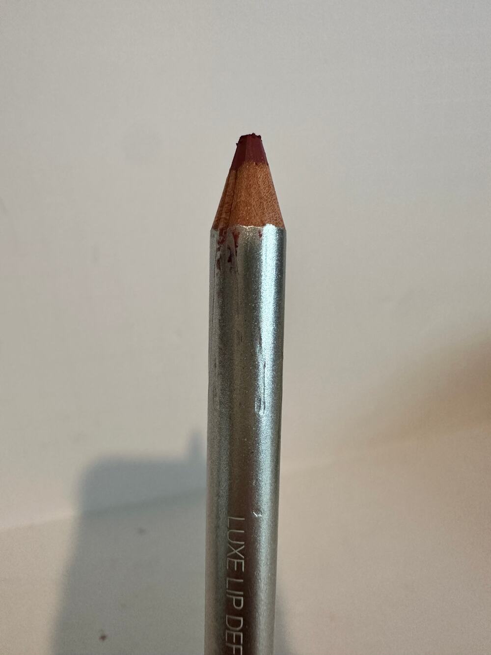 NOS RARE La Prairie Luxe Lip Definer Twilight Fig DISC One end is broken (shown)
